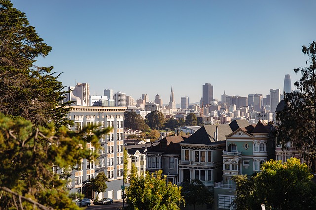 El convento de San Francisco y su papel en la vida urbana medieval